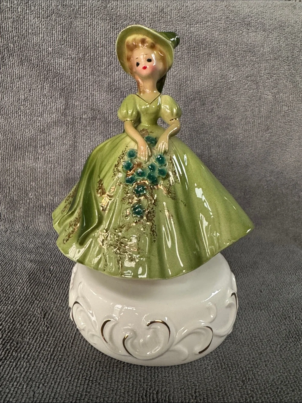Vintage Josef Original Musical Figurine Music Box 1960’s Japan